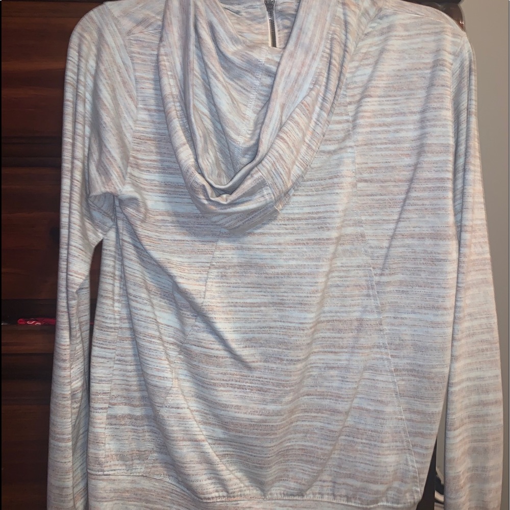 Women’s nine zip up - Picture 3 of 3